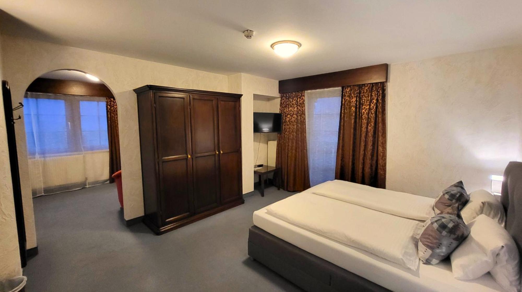 Hotel-Restaurant Batzenhaeusl إنسبروك المظهر الخارجي الصورة