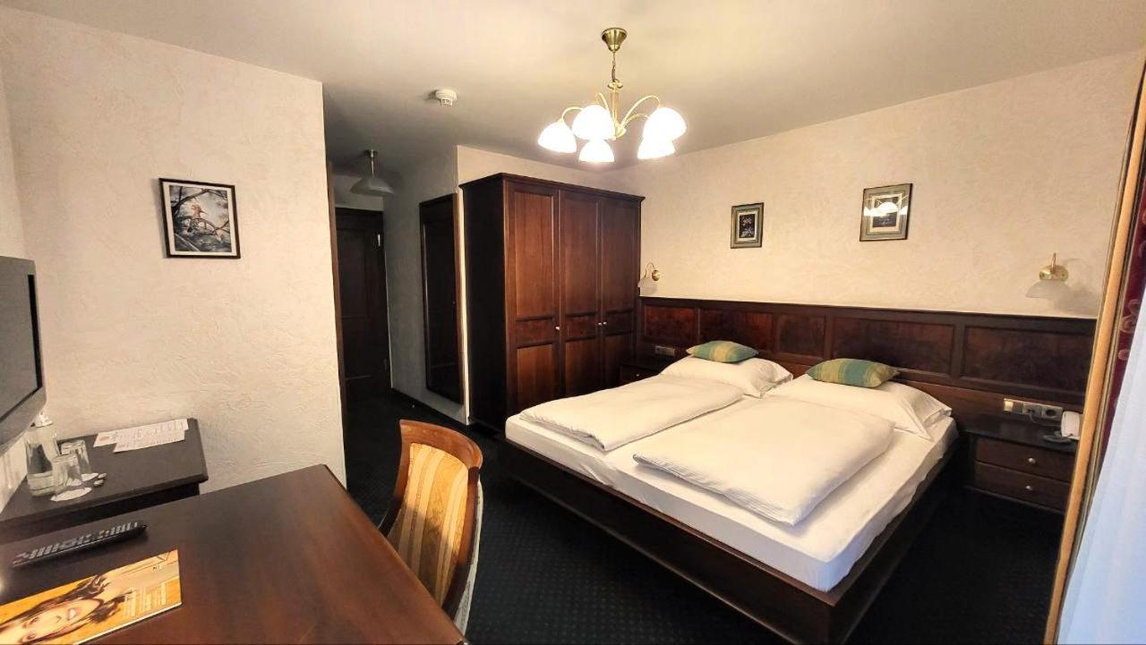 Hotel-Restaurant Batzenhaeusl إنسبروك المظهر الخارجي الصورة